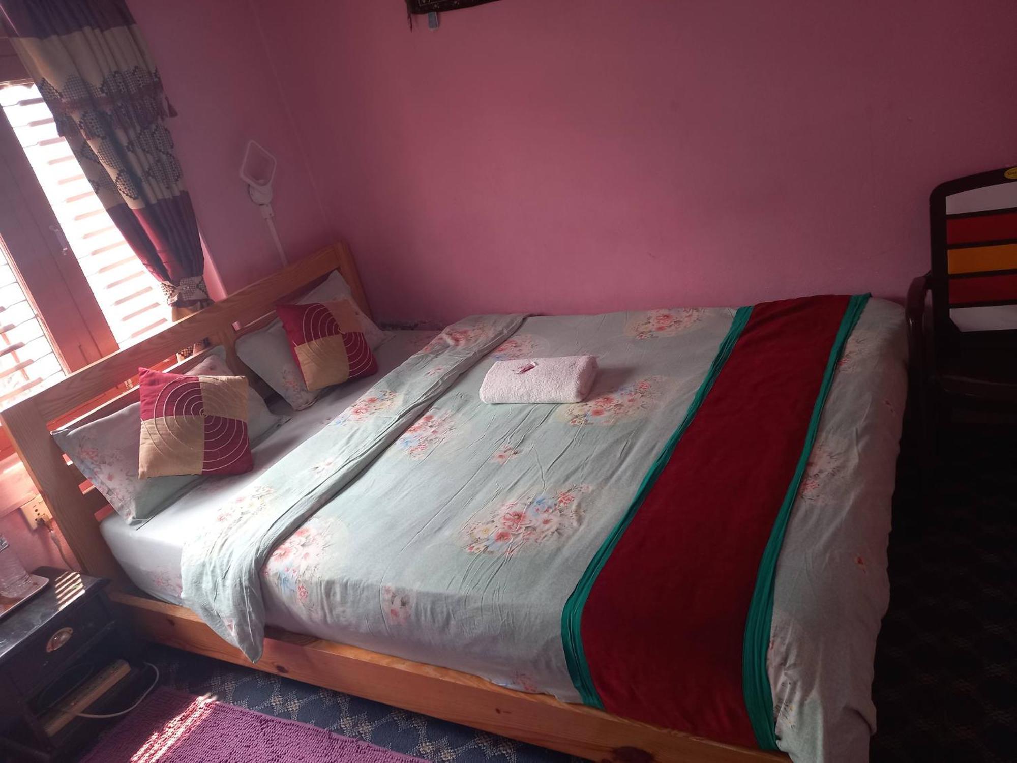 Galaxy Inn Guest House Pokhara Luaran gambar