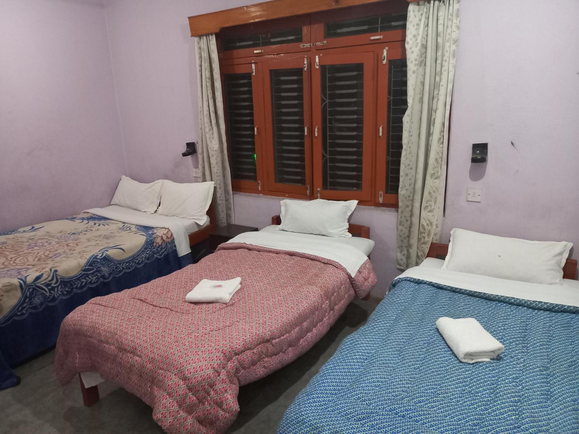 Galaxy Inn Guest House Pokhara Luaran gambar