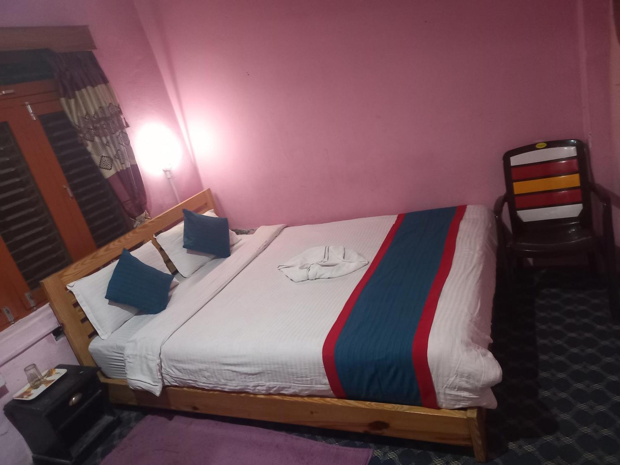 Galaxy Inn Guest House Pokhara Luaran gambar