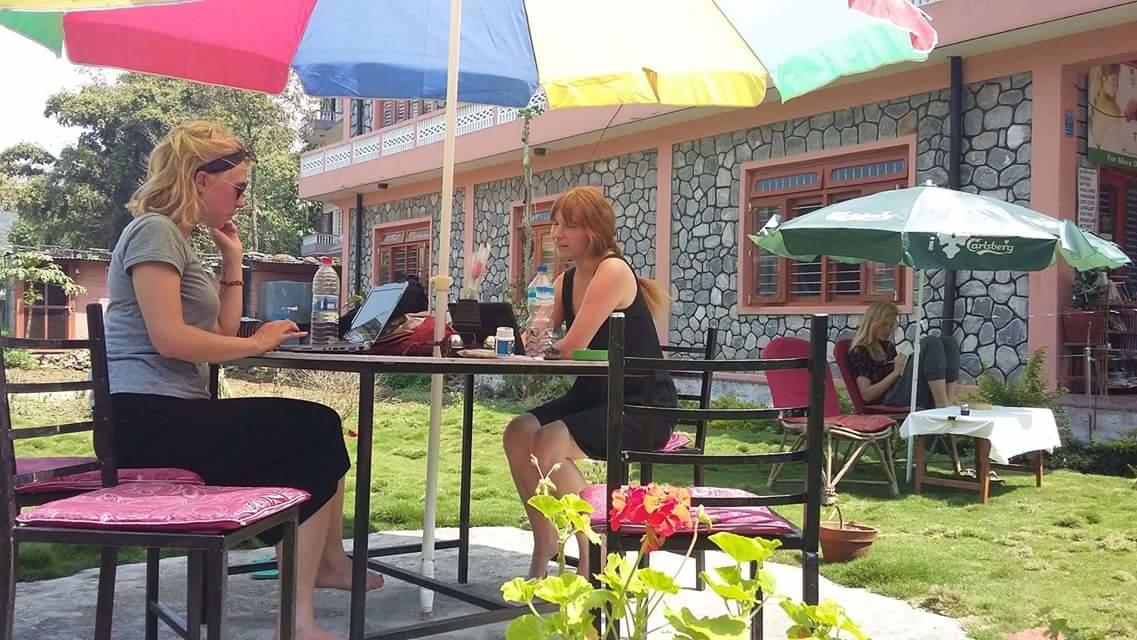 Galaxy Inn Guest House Pokhara Luaran gambar