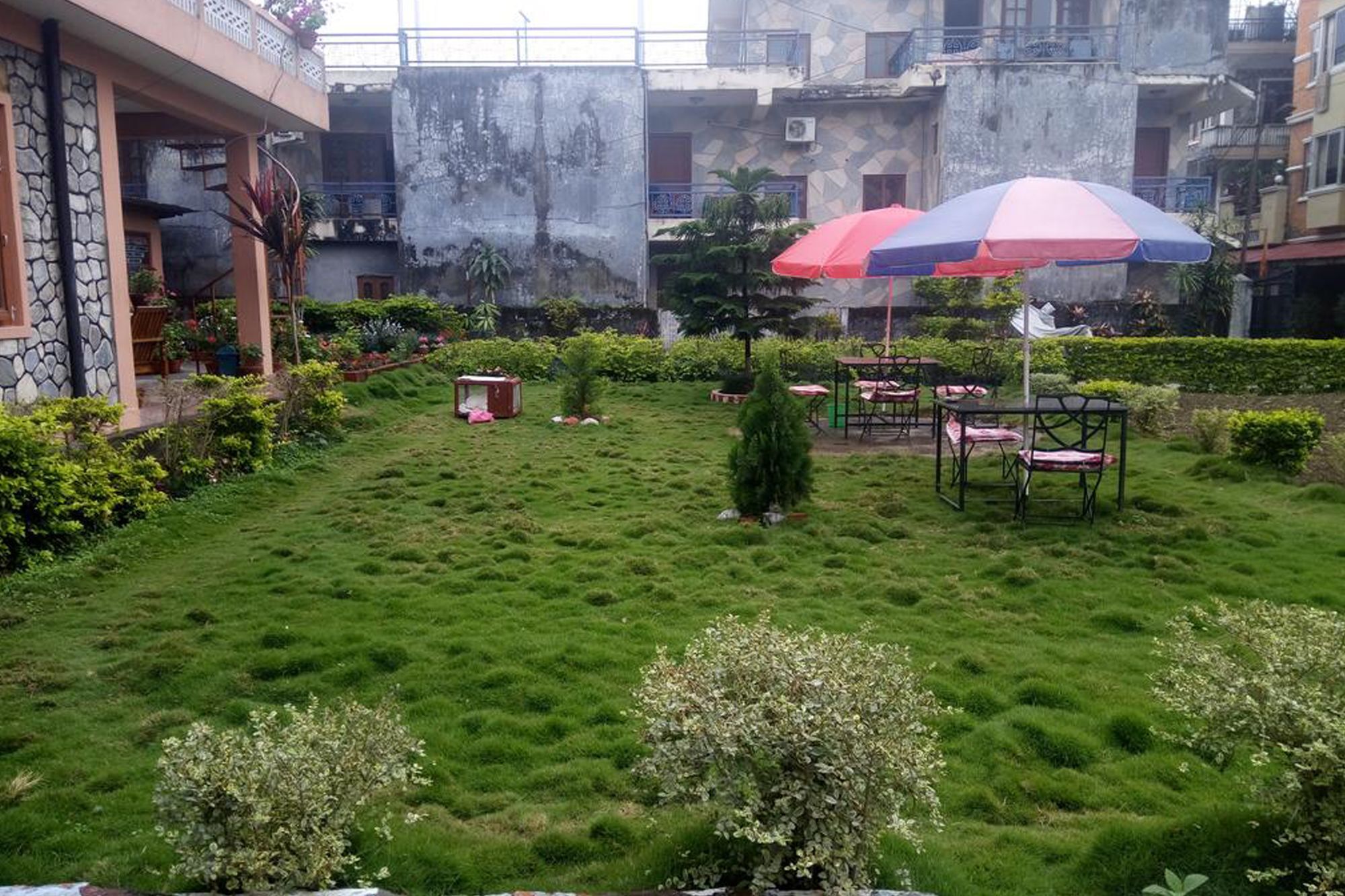 Galaxy Inn Guest House Pokhara Luaran gambar