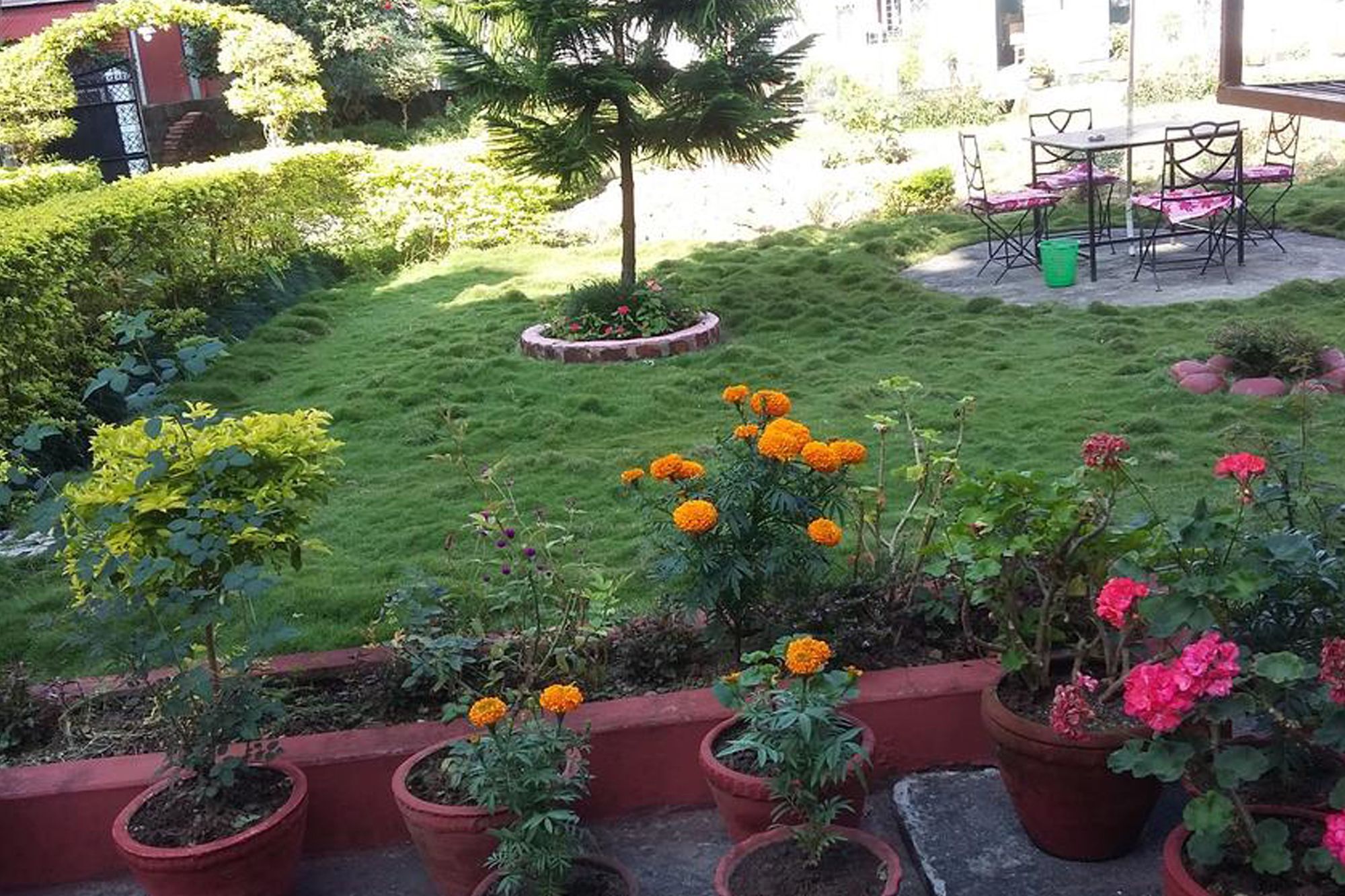 Galaxy Inn Guest House Pokhara Luaran gambar
